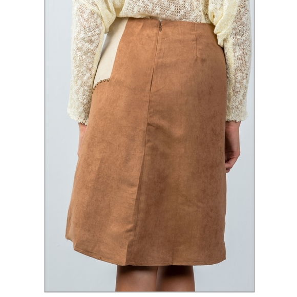 🎇Host Pick🎇 Boho Brown Faux Suede Skirt - Picture 3 of 6